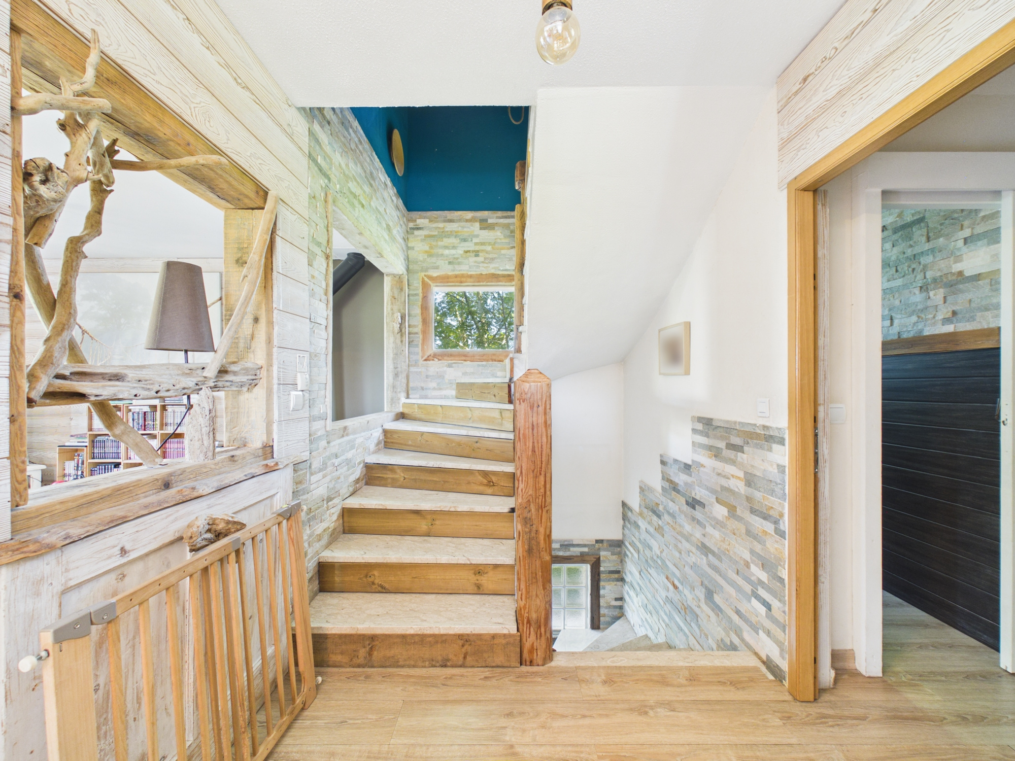 EXCLUSIVITÉ   Maison de caractère avec vue exceptionnelle su